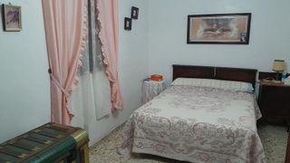 Chalet en venta en Yecla