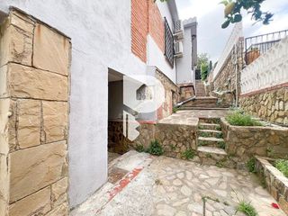 Chalet en venta en Sant Vicenç dels Horts
