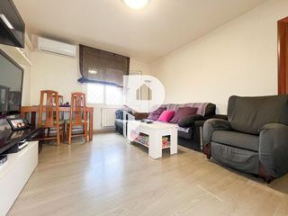 Chalet en venta en Sant Vicenç dels Horts