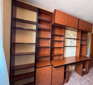 Mueble modular oficina - Estanterías y escritorio