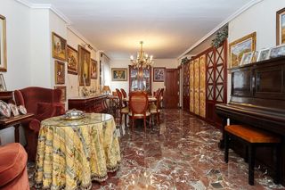 Piso en venta en Avda de Madrid - Pº de la Estación en Jaén