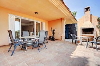 Casa pareada en venta en Calahonda en Mijas