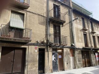 Casa en venta en Santa Clara-Caputxins-Hospital en Vic