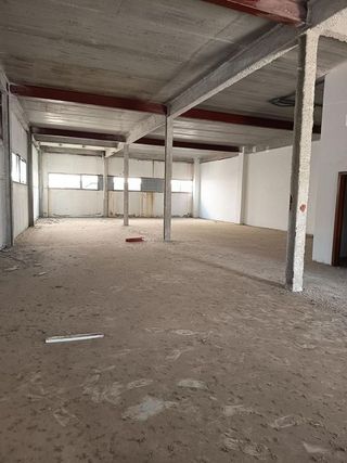 Nave industrial en venta en Bollullos de la Mitación