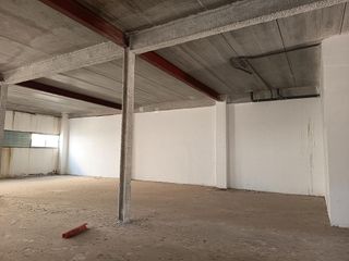 Nave industrial en venta en Bollullos de la Mitación