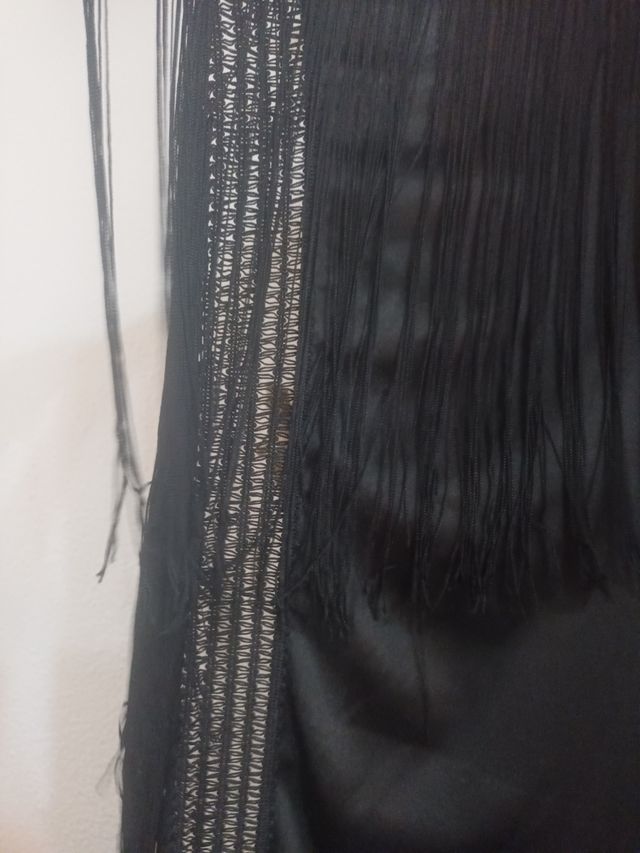 Manton negro flecos - elegante