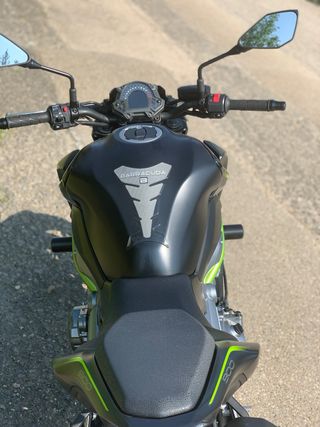 Kawasaki Z900 125cv. reestreno 5900 km como nueva