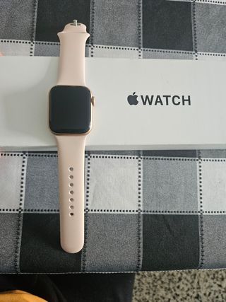 Apple Watch SE 40mm Rosa Gold