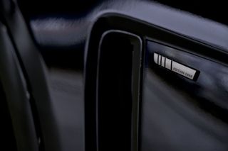 Jaguar F-Pace   5.0 V8 405kW SVR AWD Auto EDITION 1988 