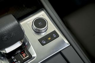 Jaguar F-Pace   5.0 V8 405kW SVR AWD Auto EDITION 1988 