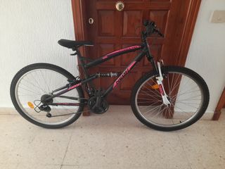Bicicleta montaña ciudad