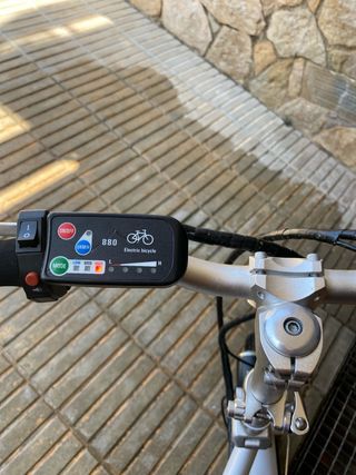 Bicicleta eléctrica plegable BROST