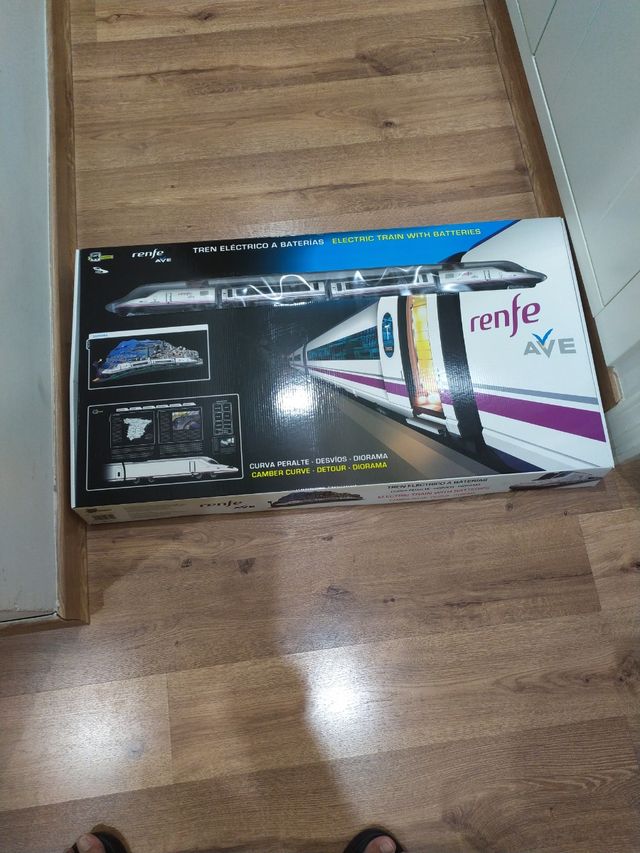 Tren eléctrico Renfe AVE a pilas