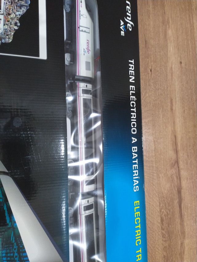 Tren eléctrico Renfe AVE a pilas