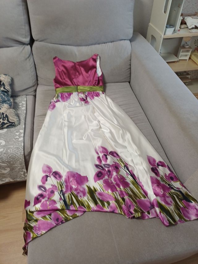 Vestido fiesta blanco y morado