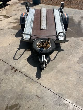 Remolque moto ligero usado