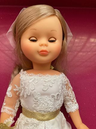 Muñeca Novia Nancy