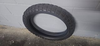 Ruedas moto TKC80 - Delantera y trasera. Neumático