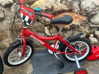 Bicicleta Scalextric con ruedines