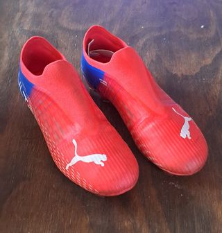 Botas PUMA niño talla 37