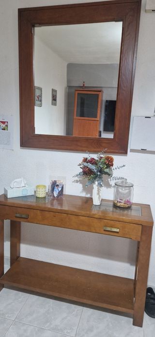 Recibidor madera y Espejo