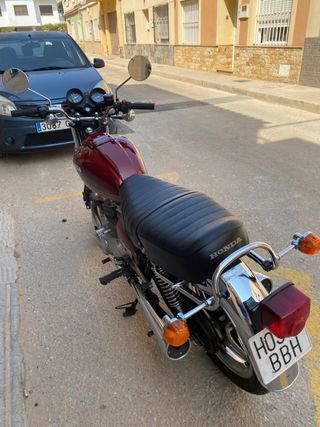 Honda CB400T - Moto Clásica