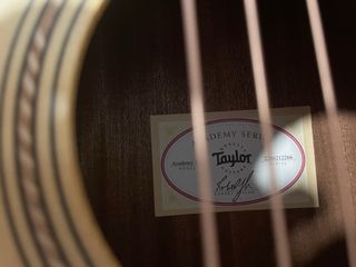 Guitarra Taylor acústica 10e