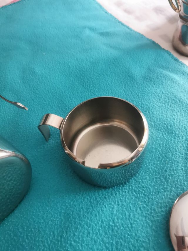 Cafetera de metal - juego de 3 piezas