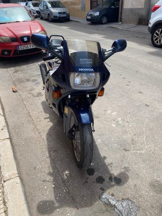 Honda CBR 600 F1 (1988)