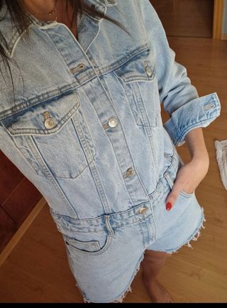 Mono vaquero Zara 