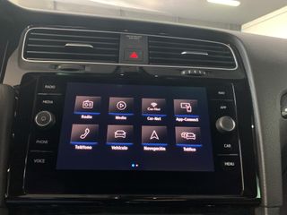 Volkswagen Golf R 2.0 TSI 4Motion