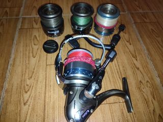 Carrete pesca Iridium y 3 bobinas de repuesto