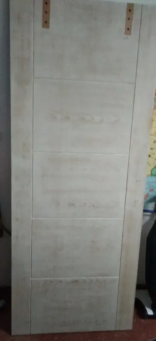 Puerta corredera madera maciza