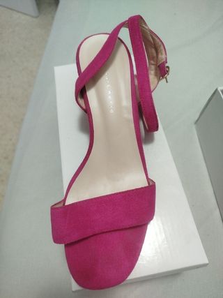 Sandalias By Cherie fucsia