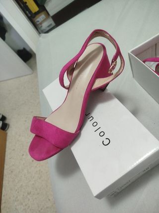 Sandalias By Cherie fucsia