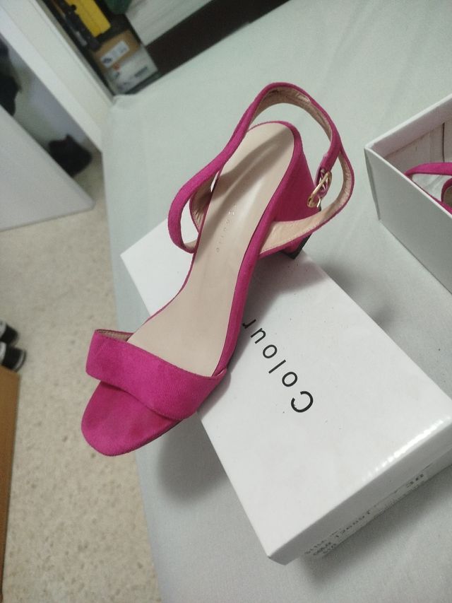 Sandalias By Cherie fucsia