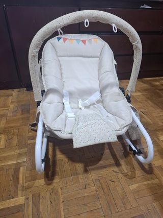 Mecedora bebé - beige con lunares