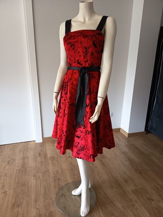 Vestido rojo Hell Bunny pin-up