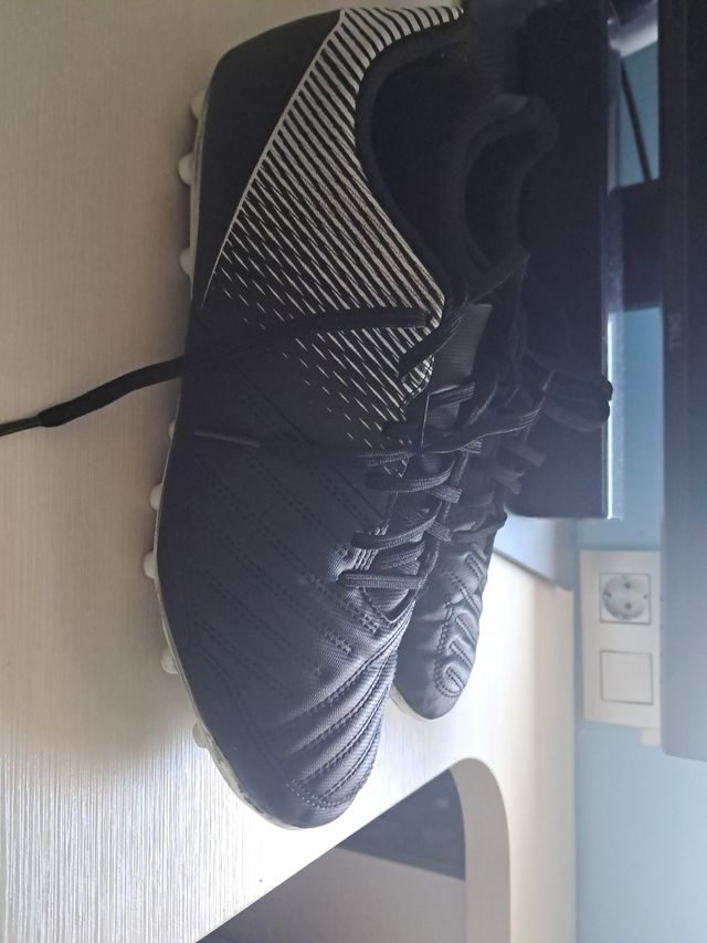 Botas de fútbol