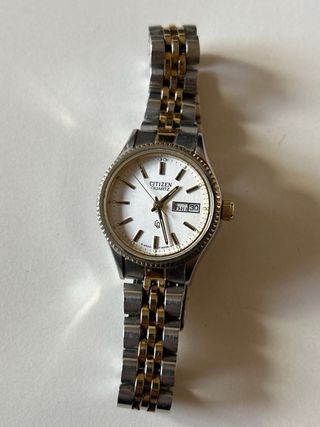 Reloj CITIZEN mujer dorado-plata
