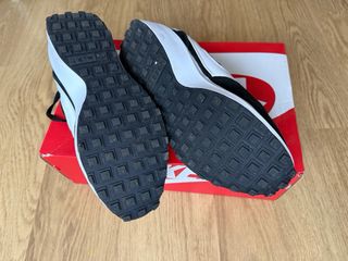 Zapatillas Nike Waffle One negras 43