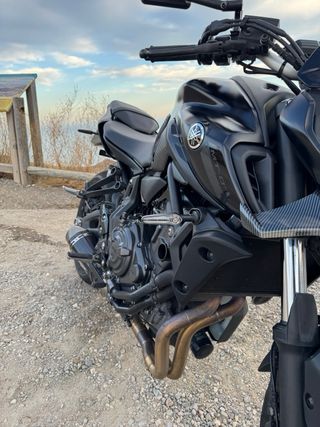 Yamaha MT-07 2022 Impecable