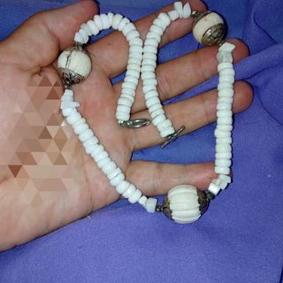 Rara! Collana Antica in materiale nobile naturale