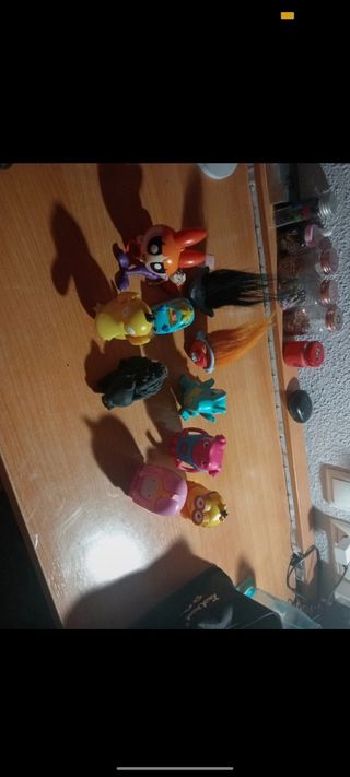 Lote de 10 juguetes pequeños