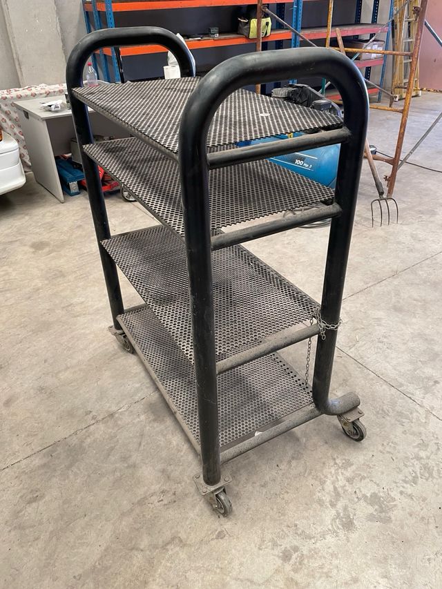 Carro metálico industrial