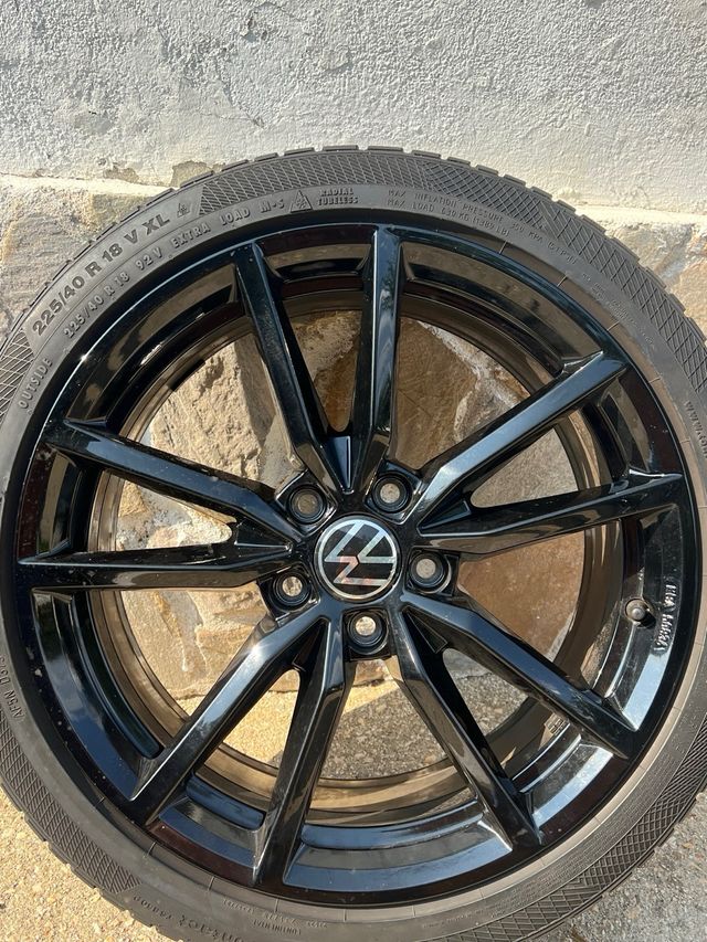 Llantas Pretoria 18" Golf R ORIGINALES Ꮤ⃝