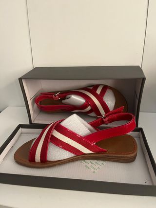 Sandalias