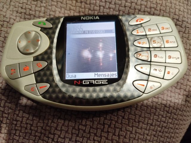 Nokia N-Gage Gris y Blanco