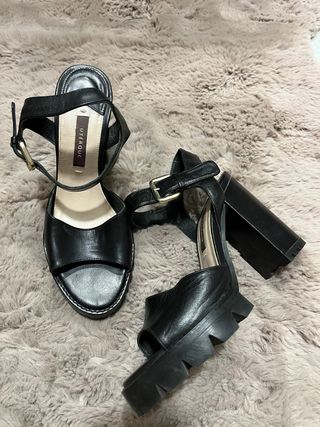 Sandalias Uterqüe piel negras