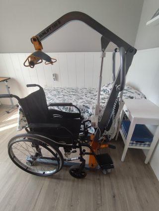 Grúa geriátrica para cama